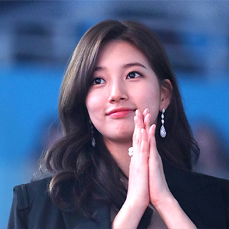 11 asiacelebrityaward baesuzy